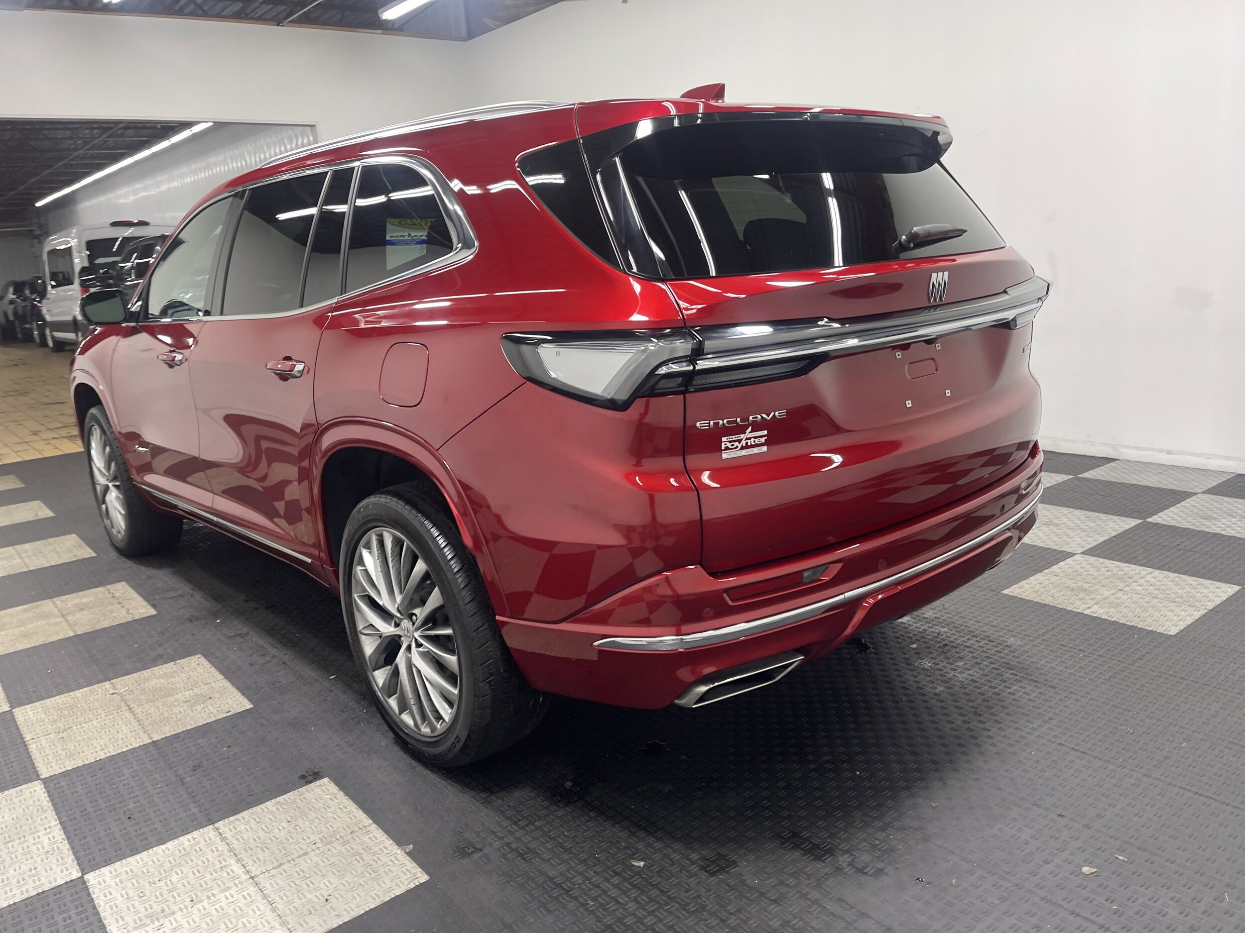 2025 Buick Enclave Avenir photo 2