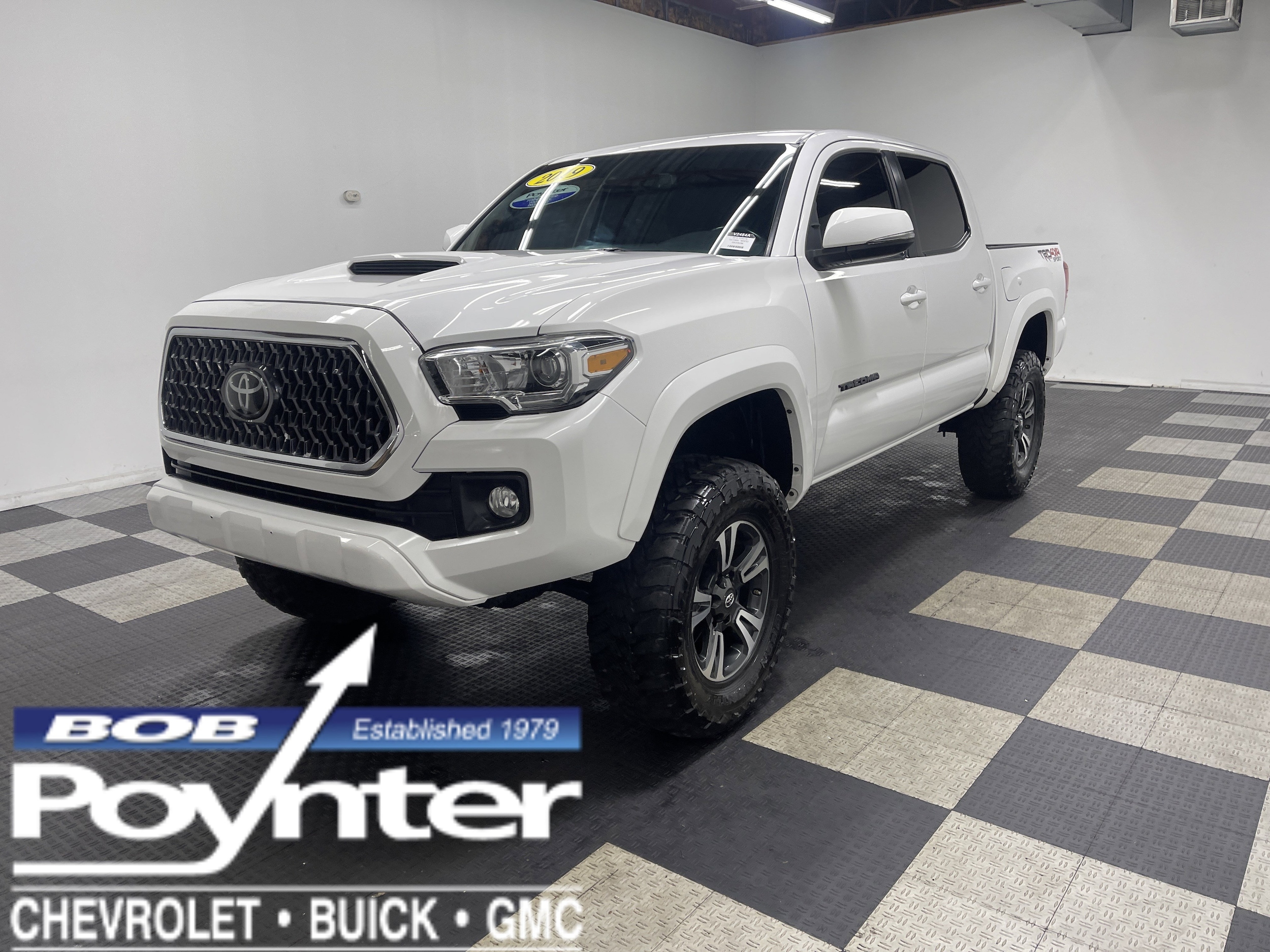 2019 Toyota Tacoma TRD Sport's photo