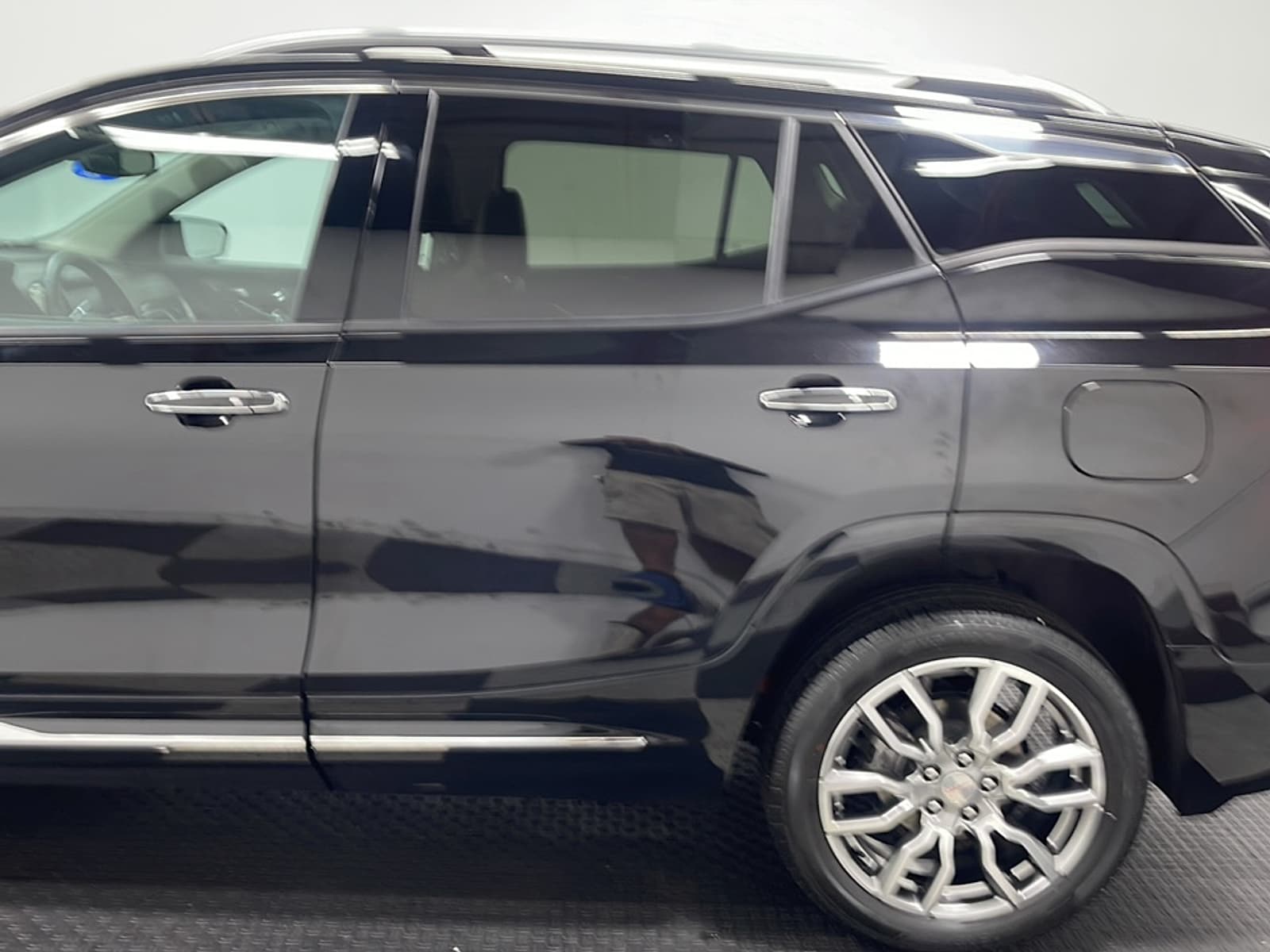 2023 GMC Terrain Denali - Photo 13