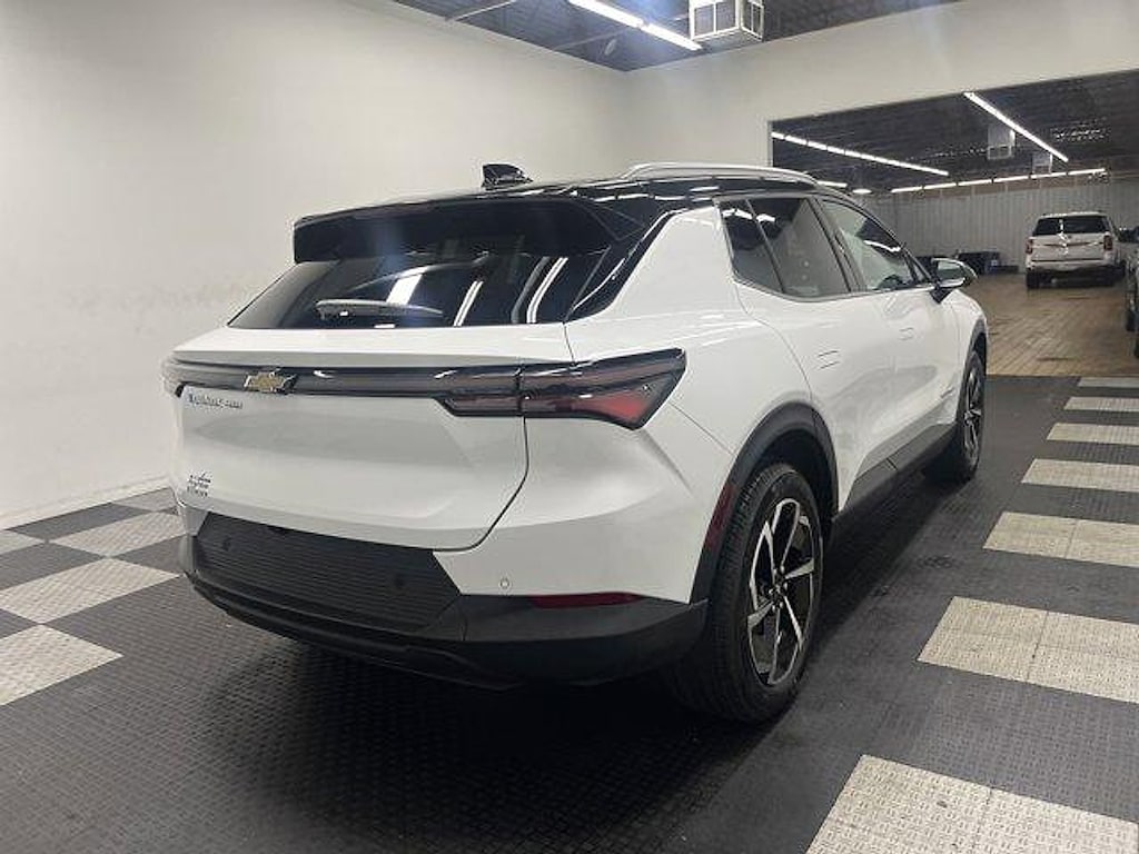 New 2026 Chevrolet Equinox EV LT SUV