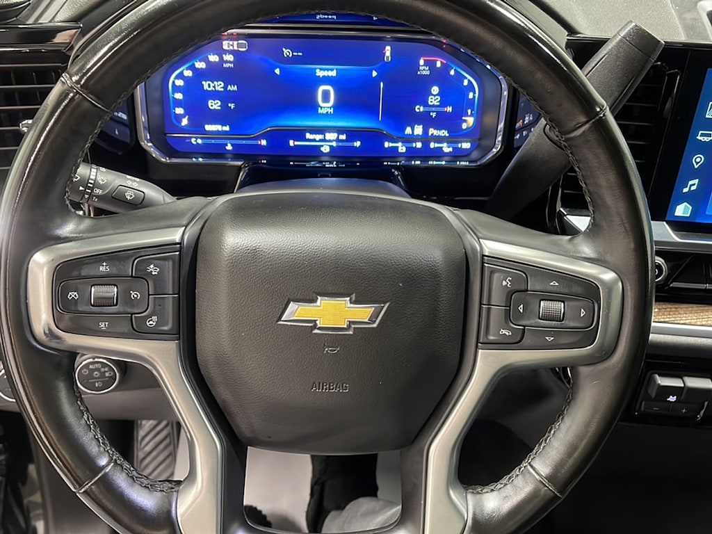 Used 2025 Chevrolet