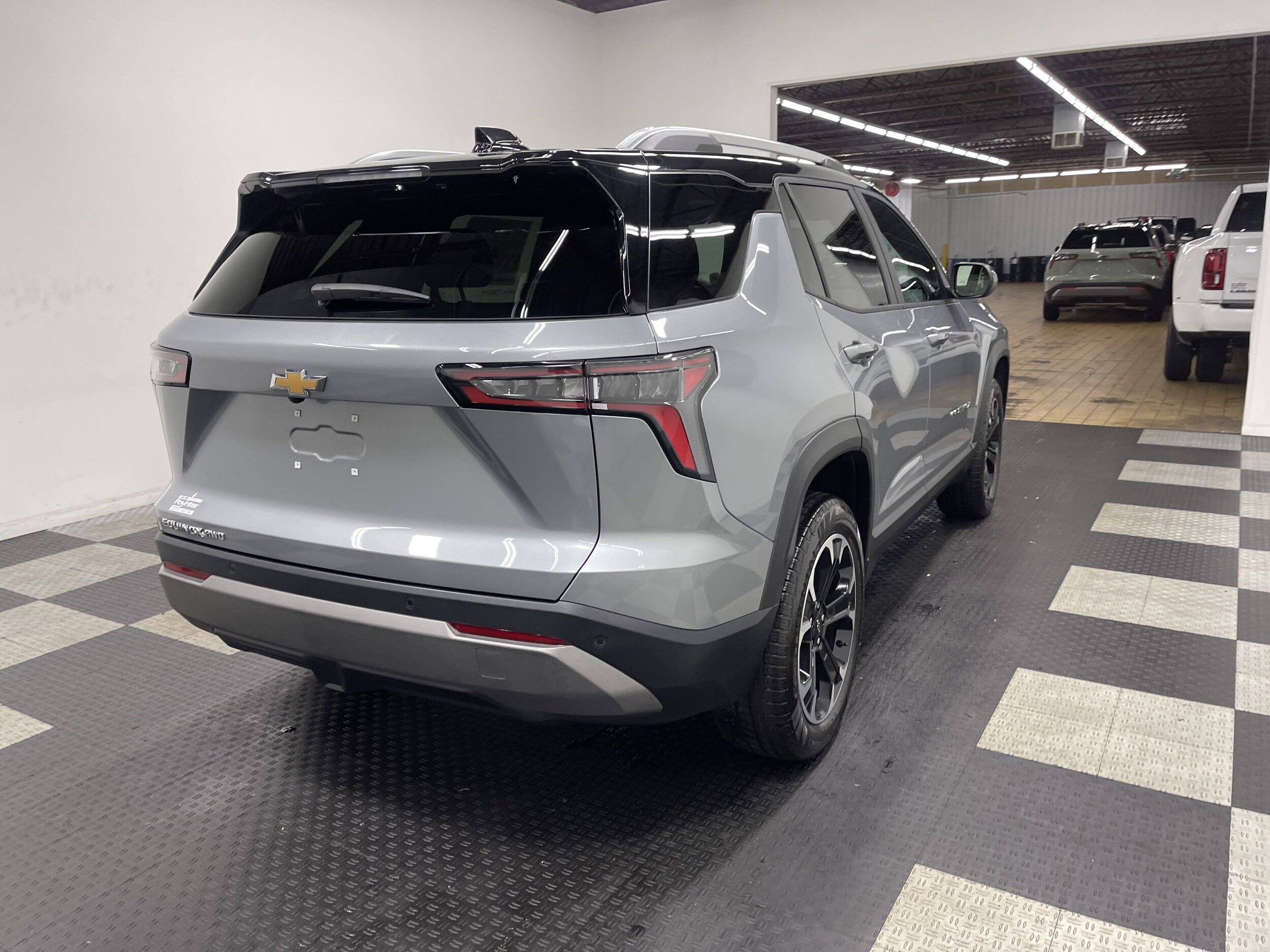 2026 Chevrolet Equinox LT photo 3