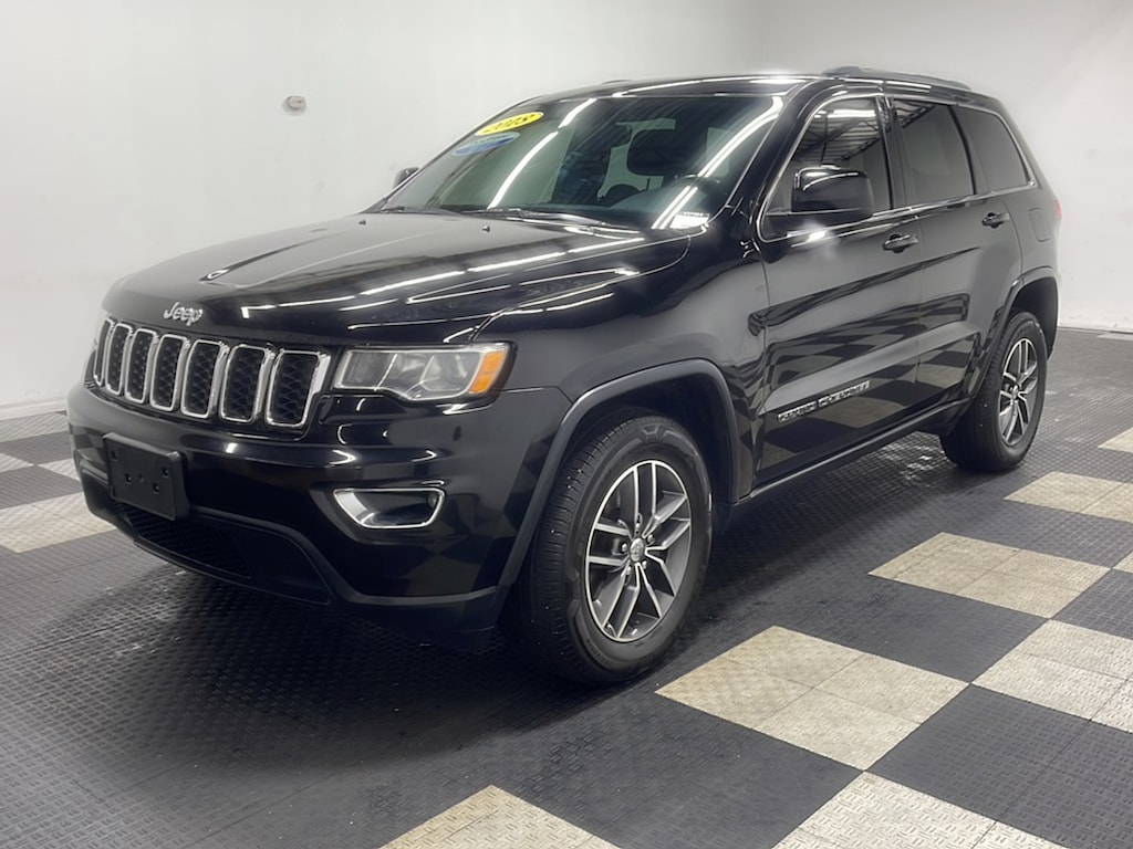 Used 2018 Jeep Grand Cherokee Laredo E SUV