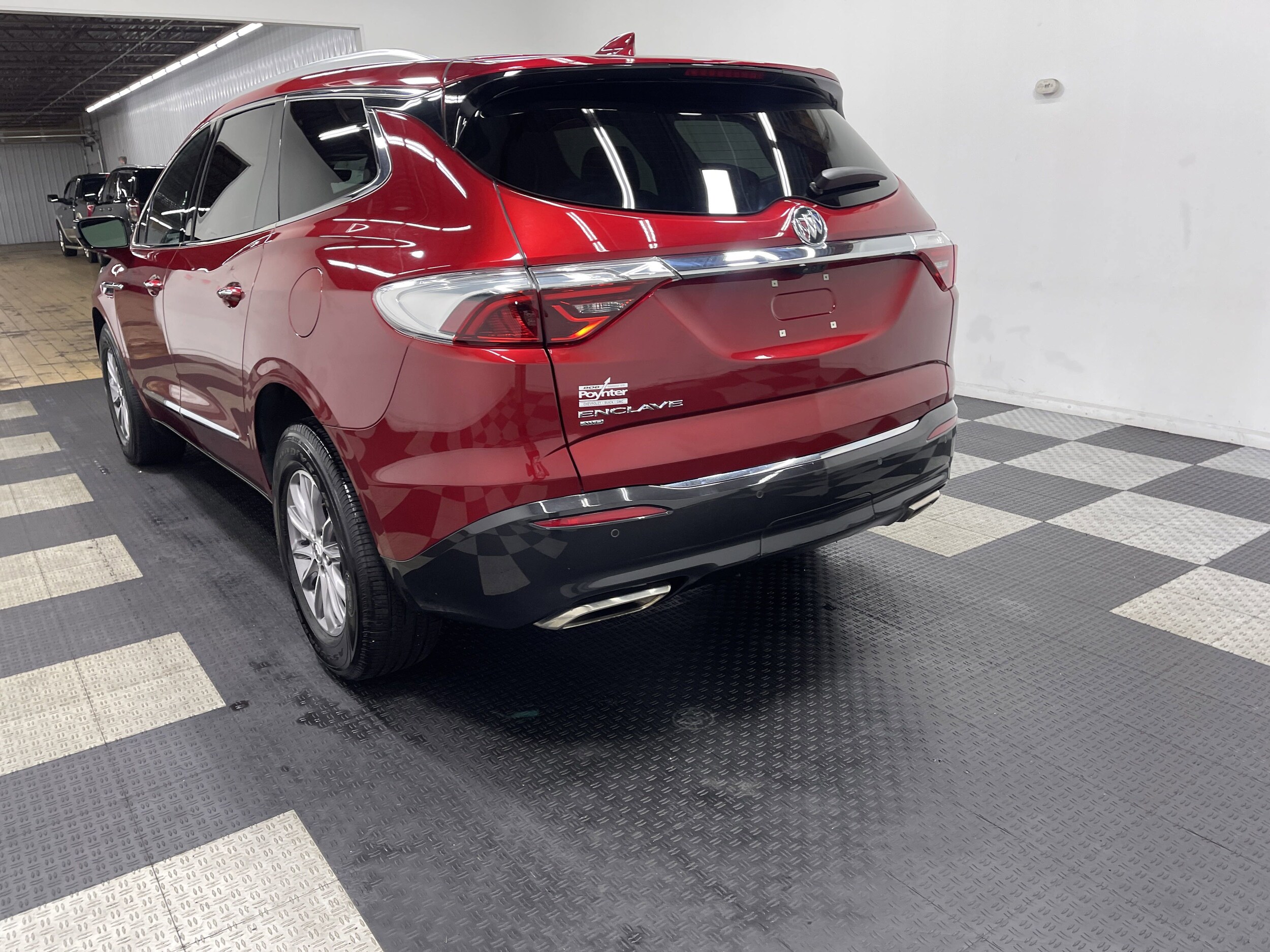 2024 Buick Enclave Premium photo 2