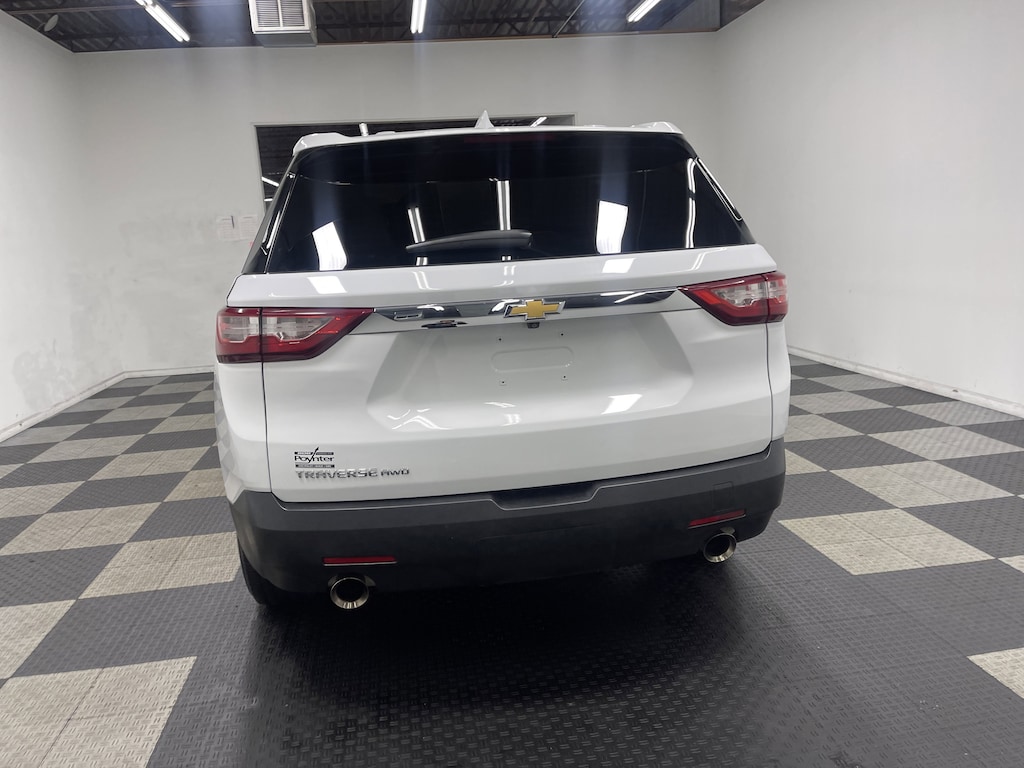 Used 2021 Chevrolet Traverse LS SUV