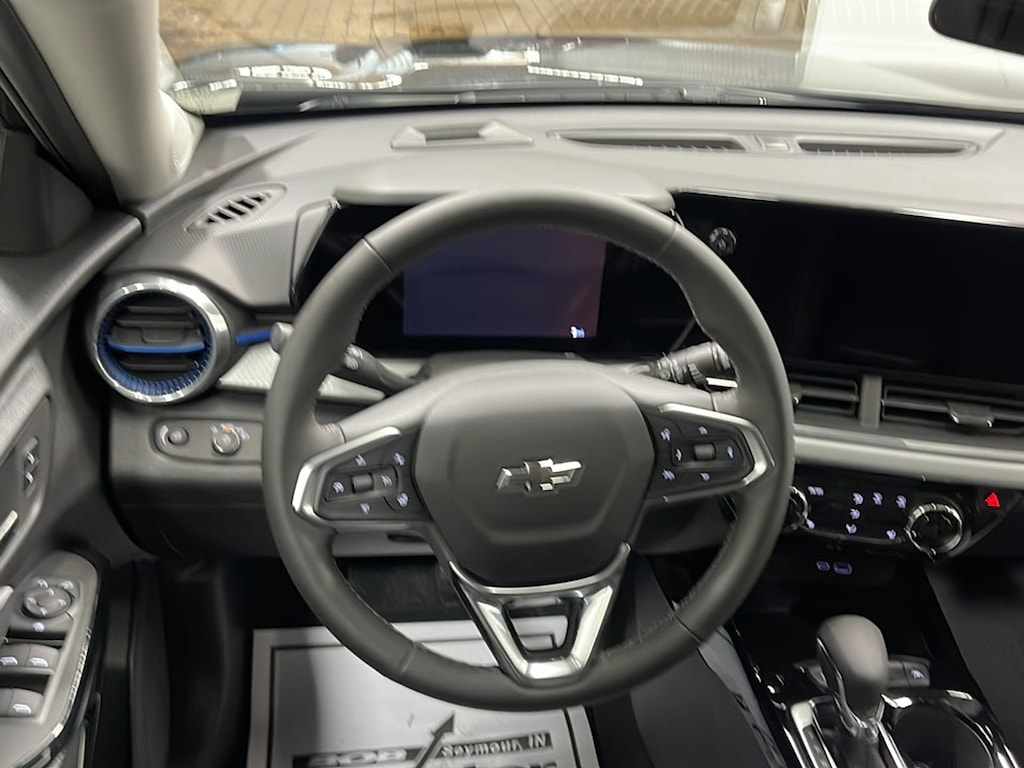 New 2026 Chevrolet Trax LT SUV