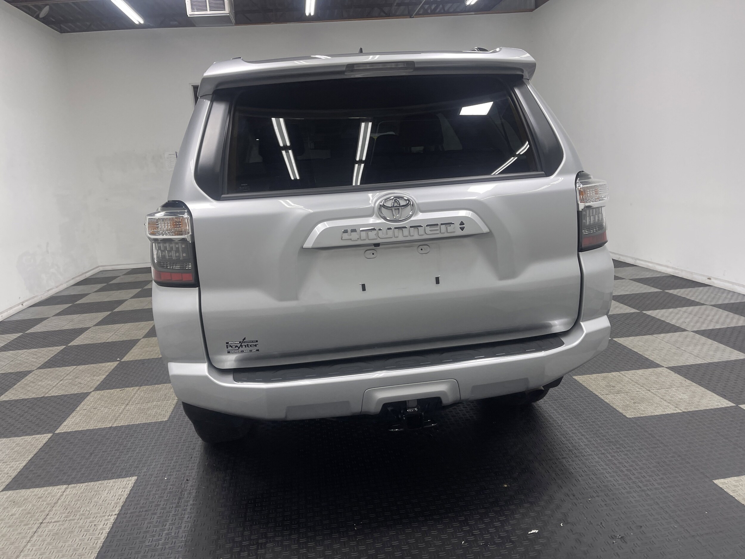 2024 Toyota 4Runner SR5 photo 3