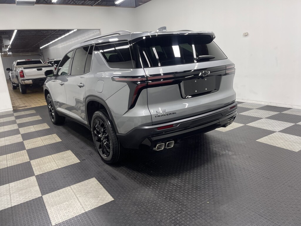 New 2026 Chevrolet Traverse LT SUV