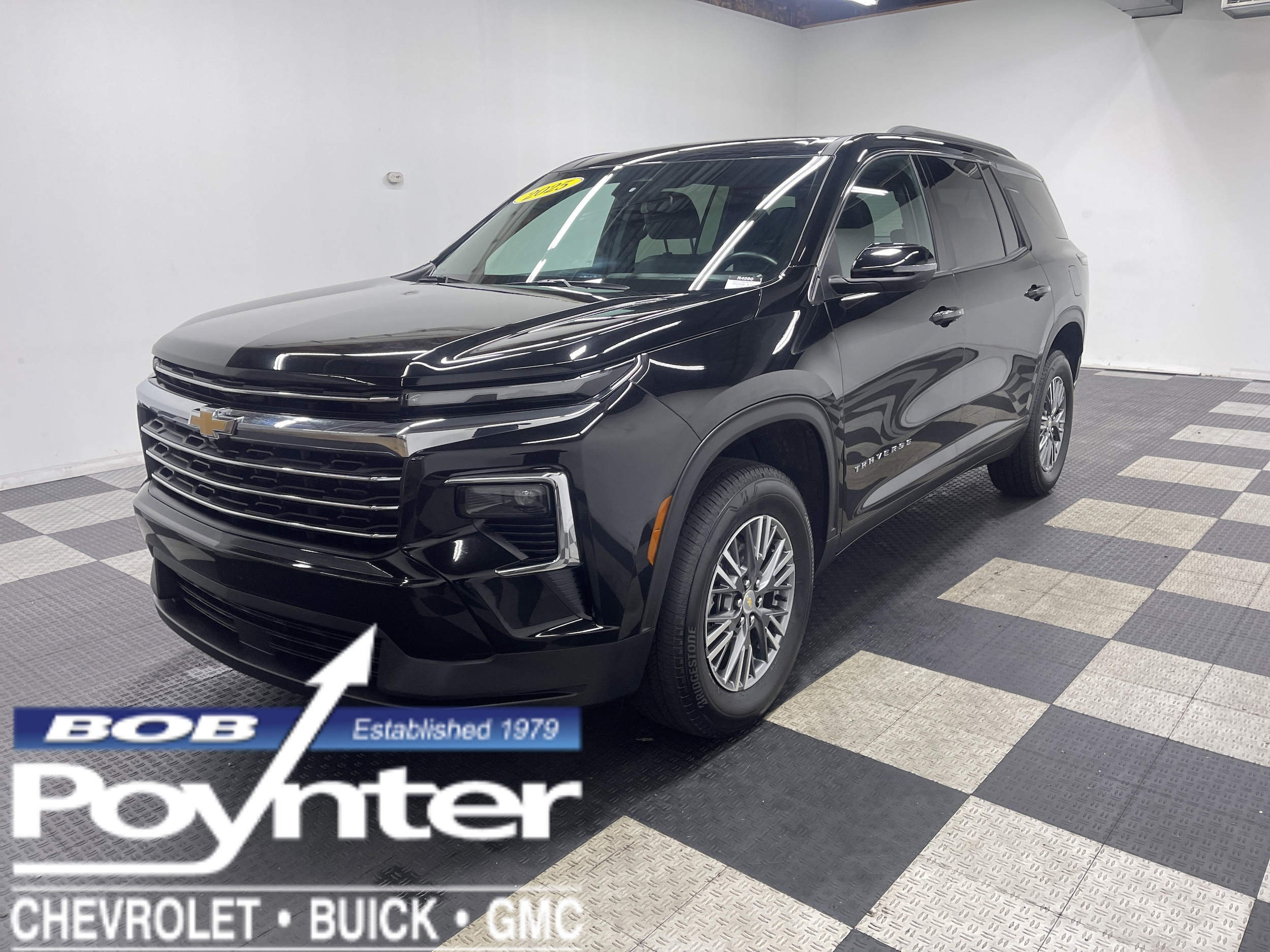 2025 Chevrolet Traverse SUV 