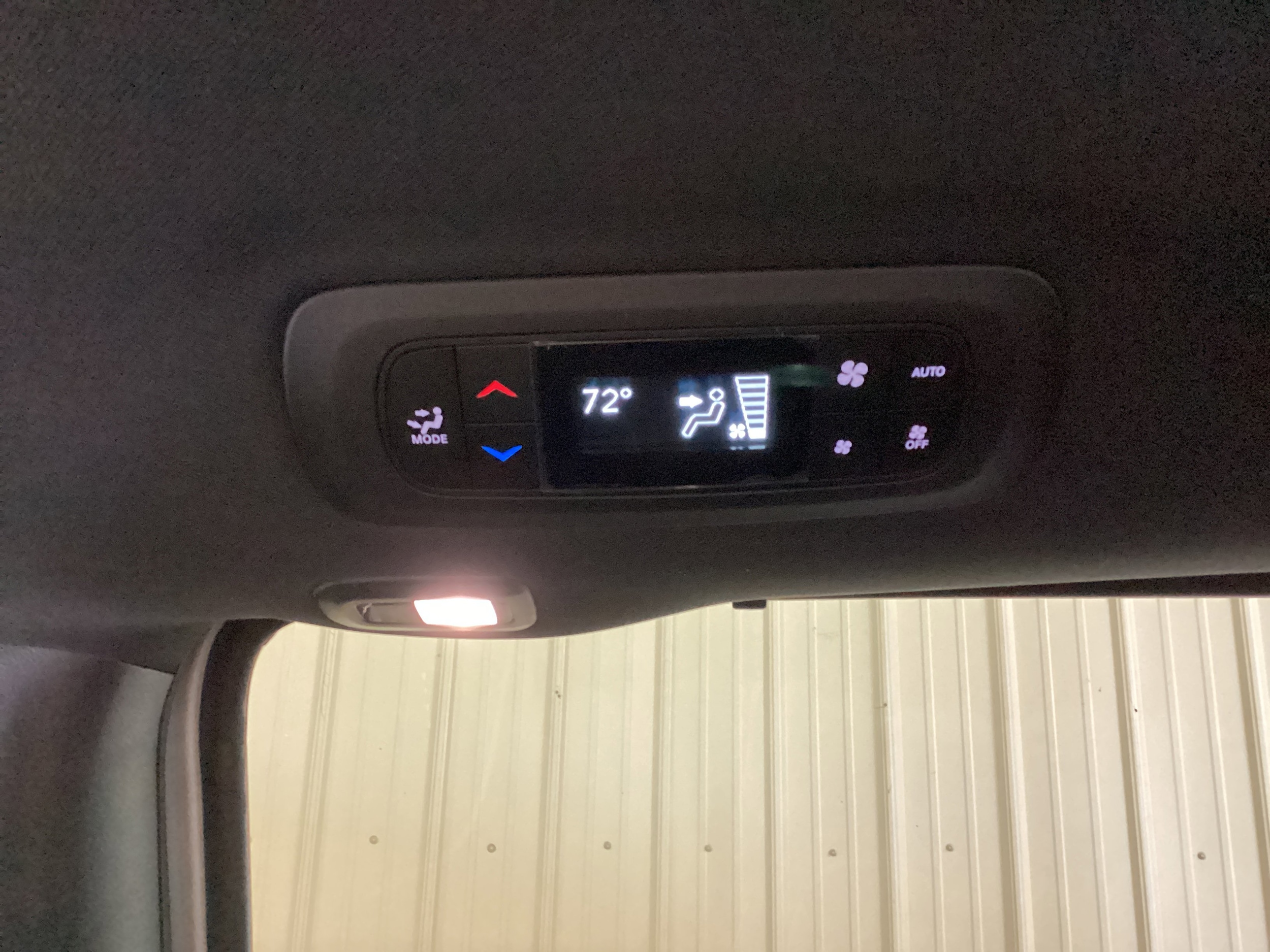2026 Chrysler Pacifica Limited - Photo 37