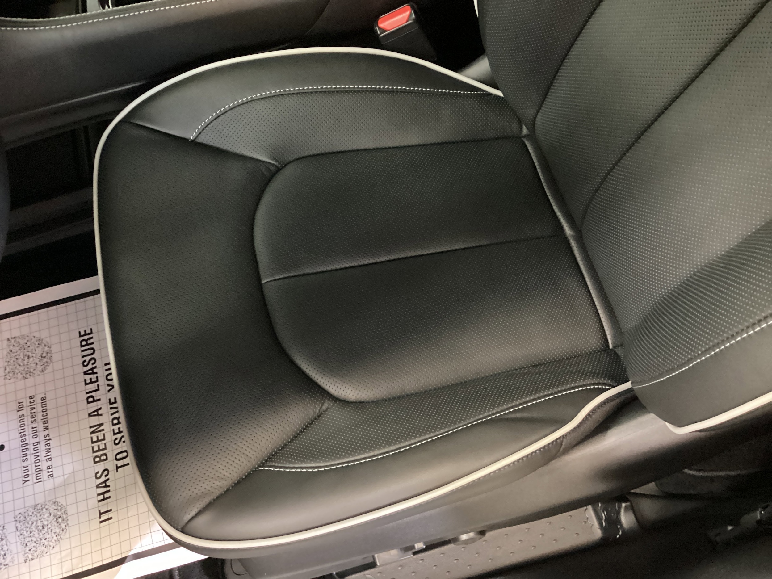 2026 Chrysler Pacifica Limited - Photo 16