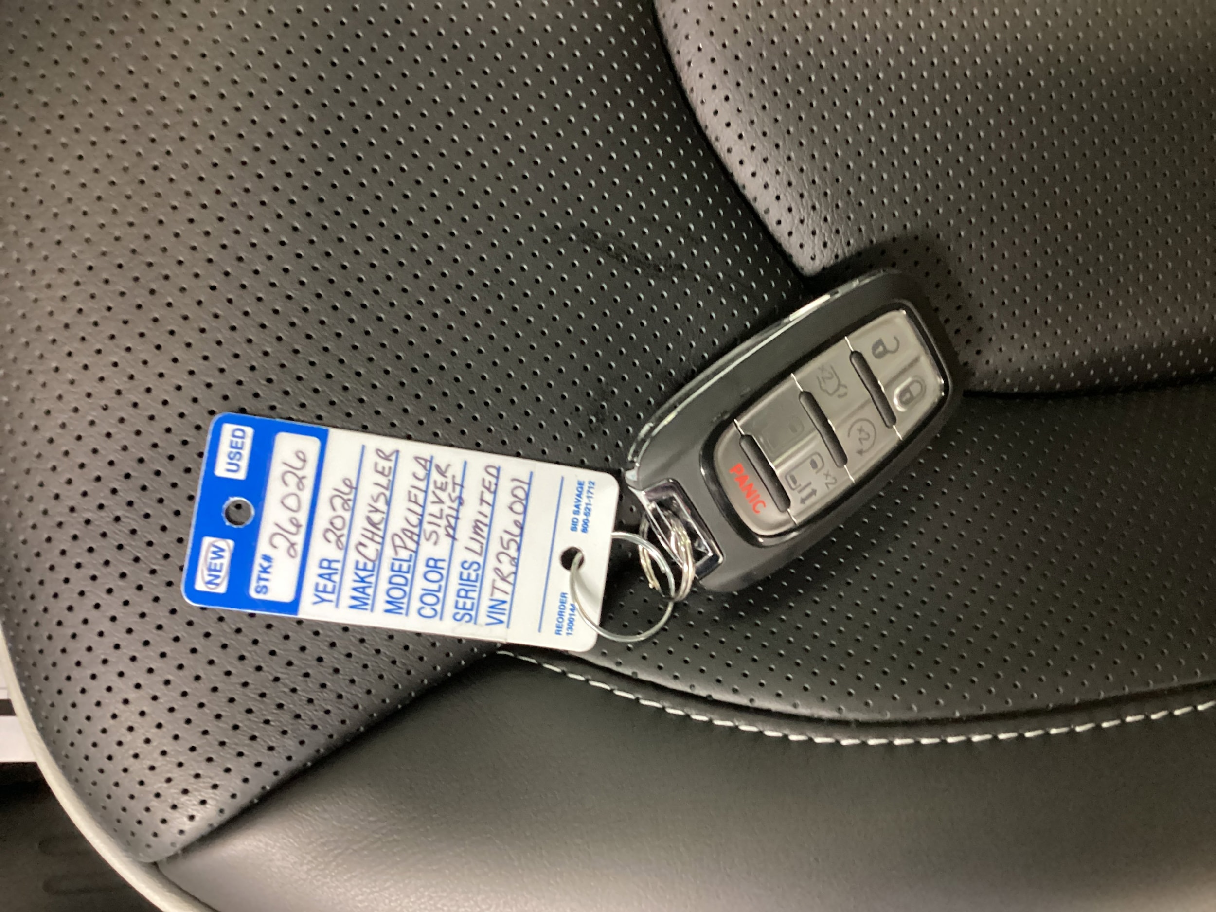 2026 Chrysler Pacifica Limited - Photo 42