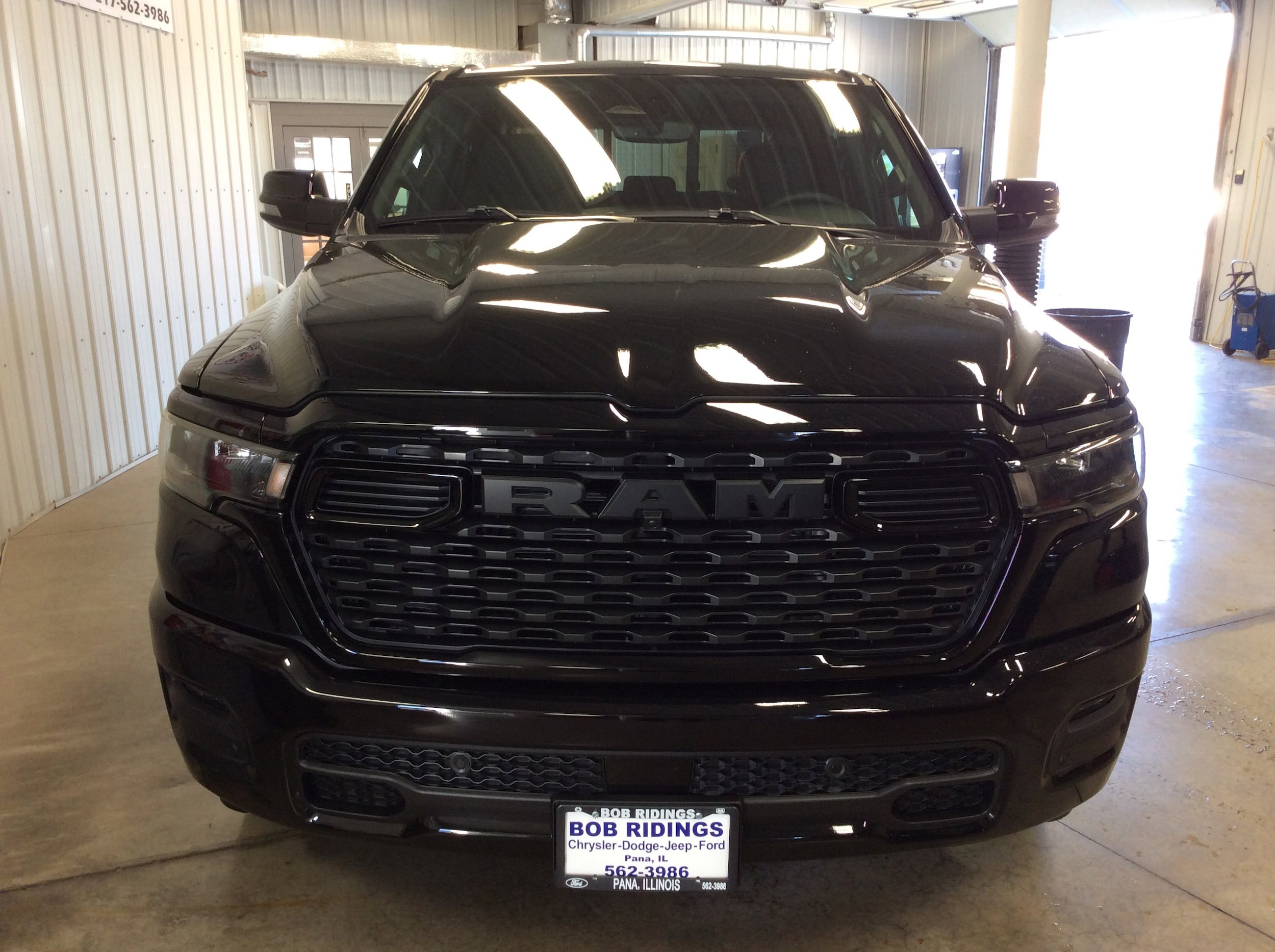 2025 RAM 1500 Big Horn/Lone Star - Photo 8