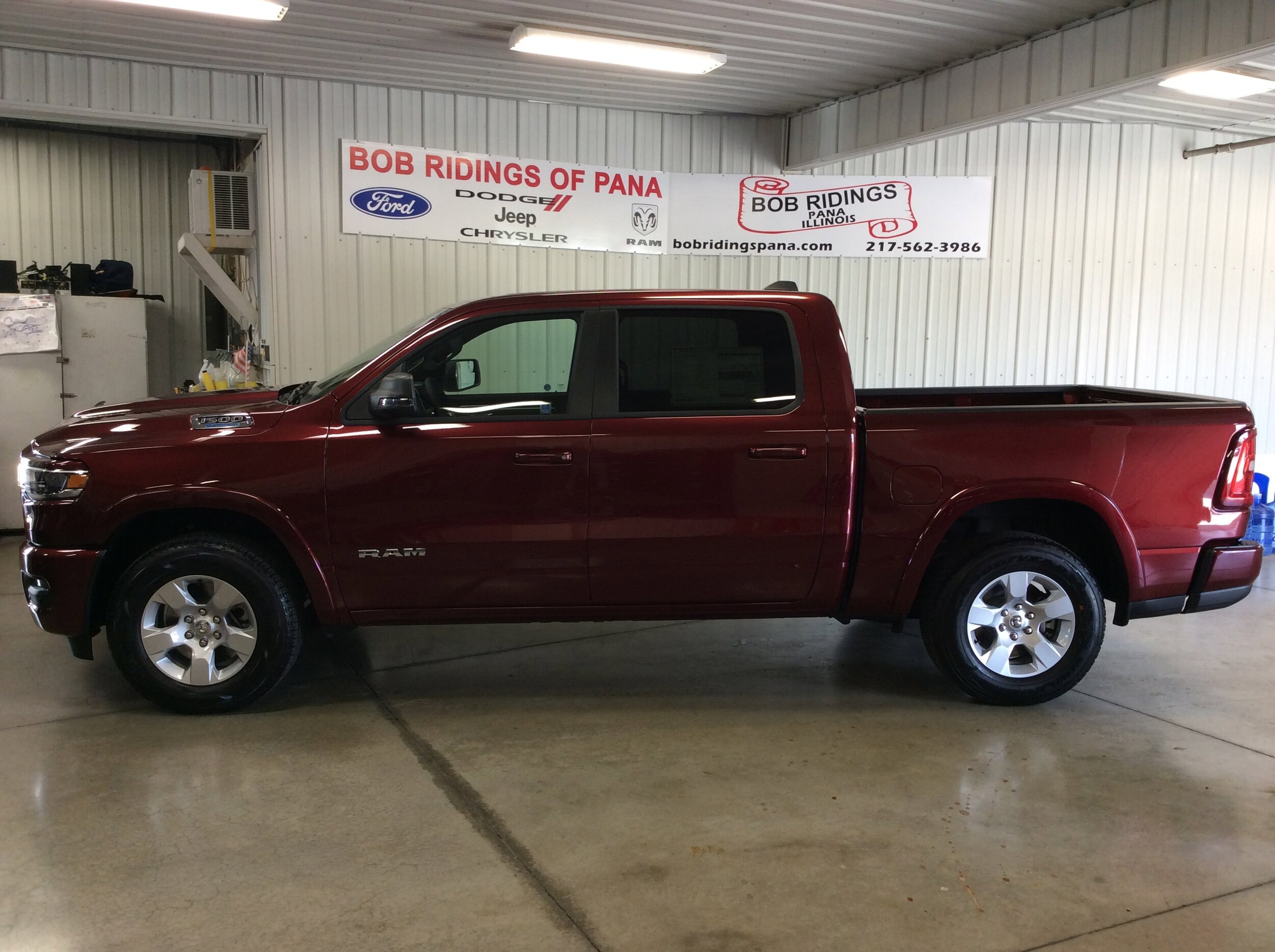 2025 Ram 1500 Lone Star photo 2