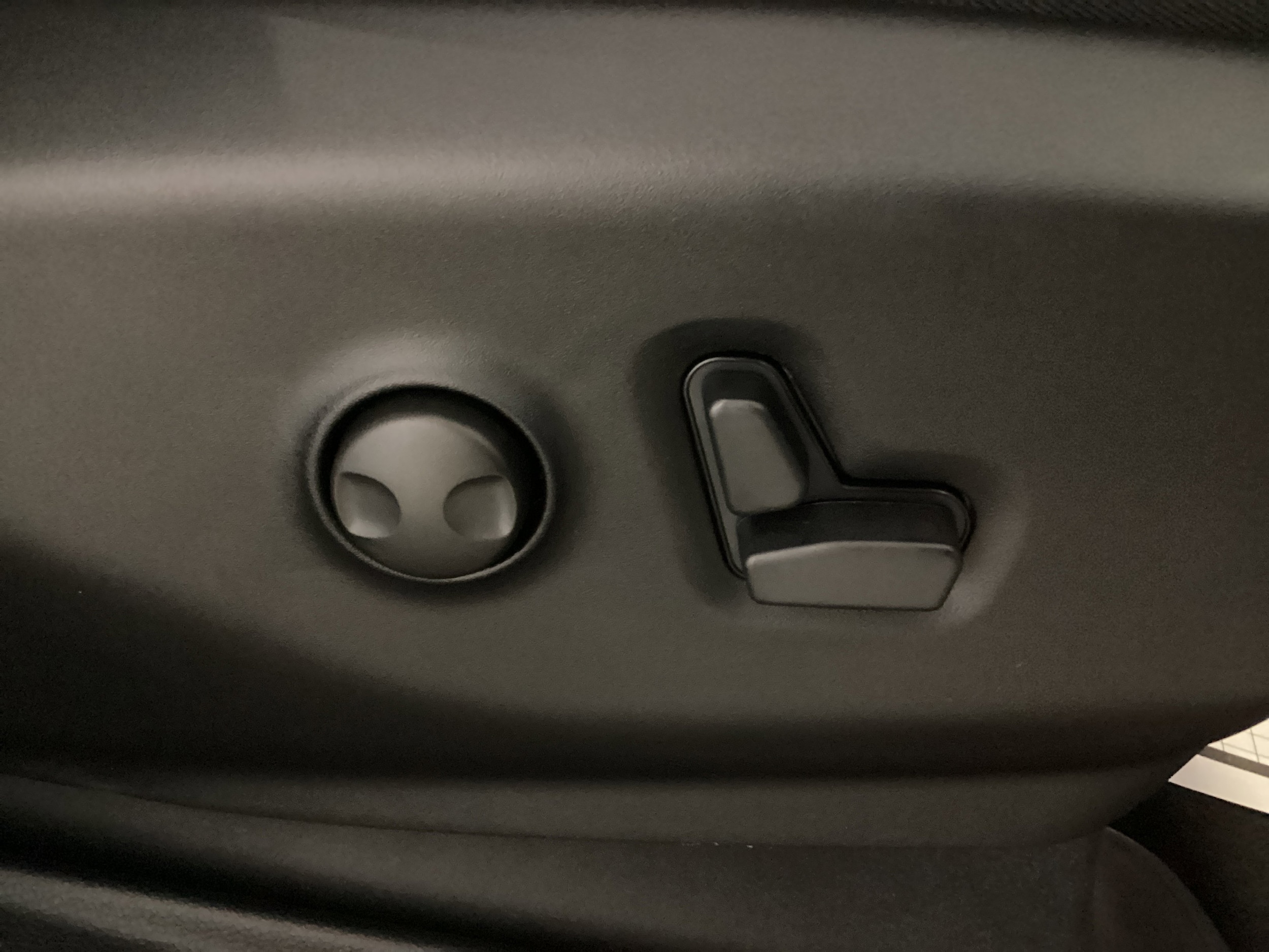 2026 Chrysler Pacifica Limited - Photo 41