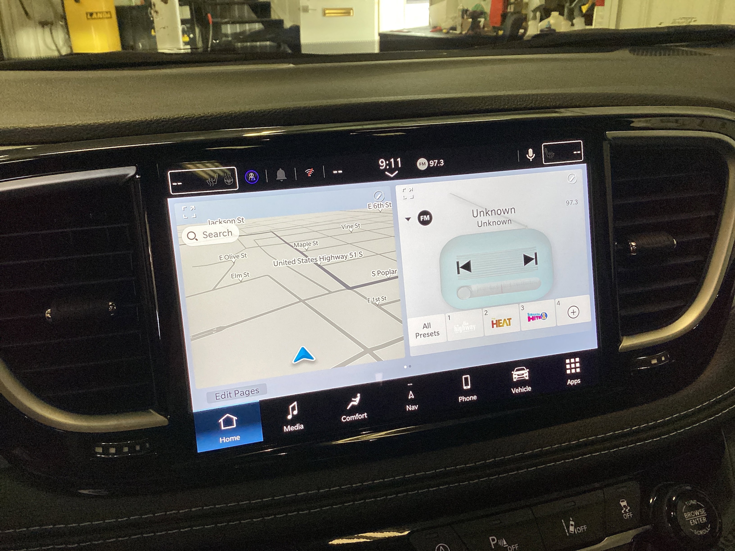 2026 Chrysler Pacifica Limited - Photo 28