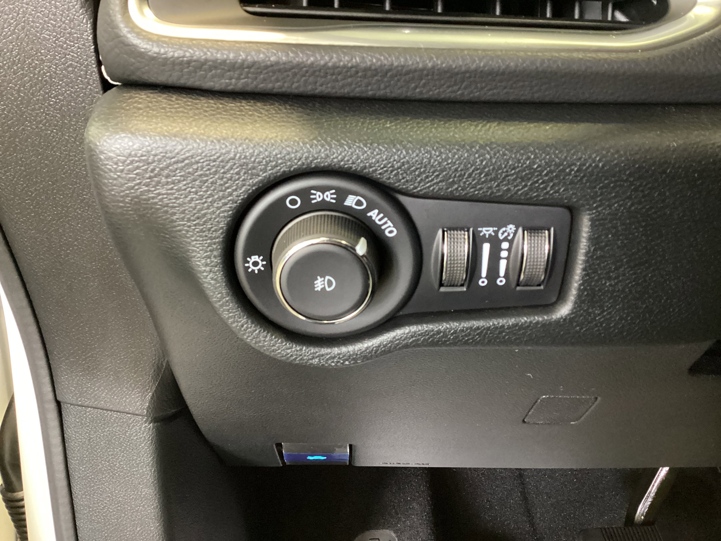 2026 Chrysler Pacifica Limited - Photo 19
