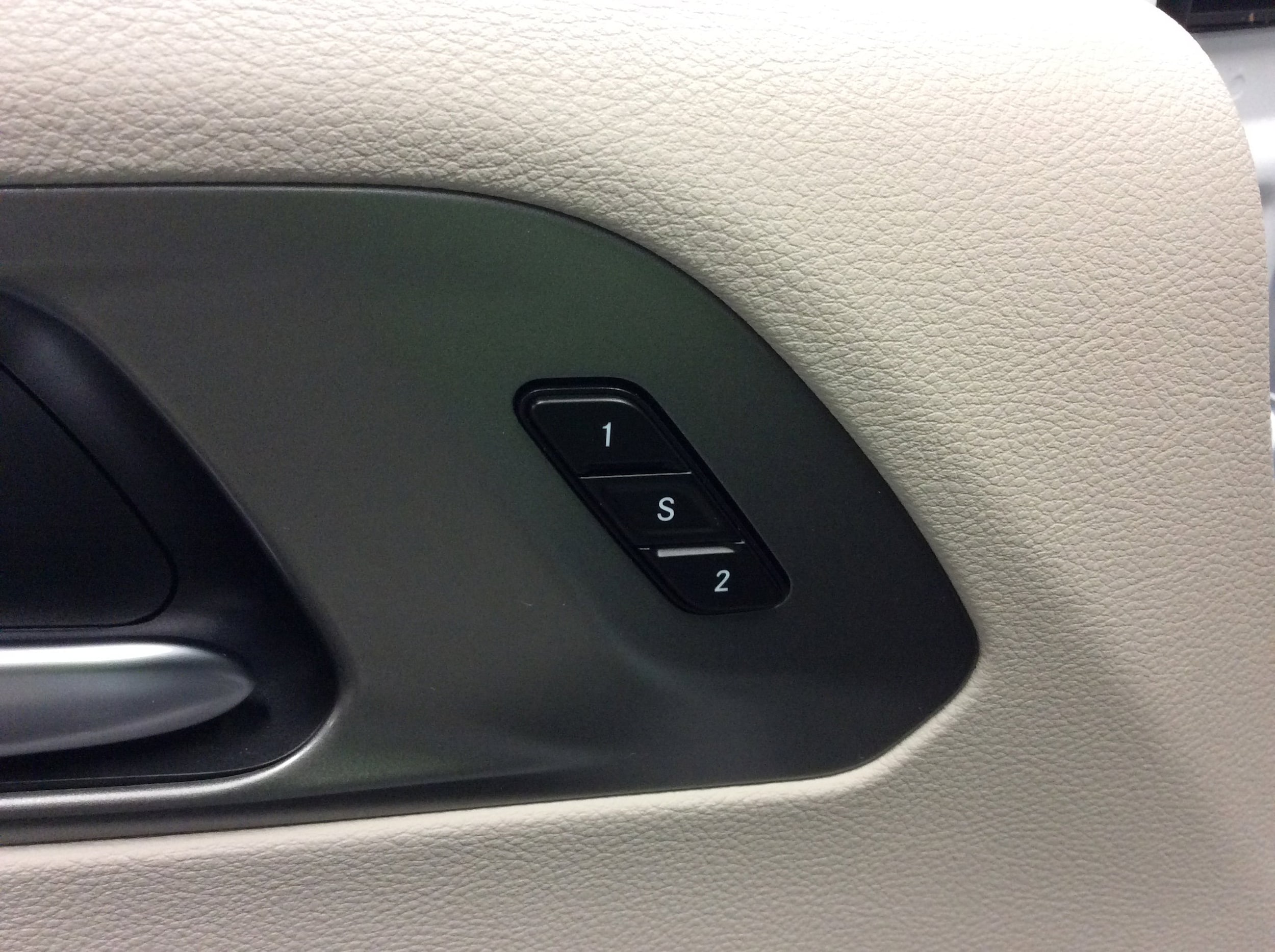 2024 Chrysler Pacifica Touring L - Photo 15