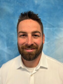 Staff member Lee Stokes from 3a0bd427107c