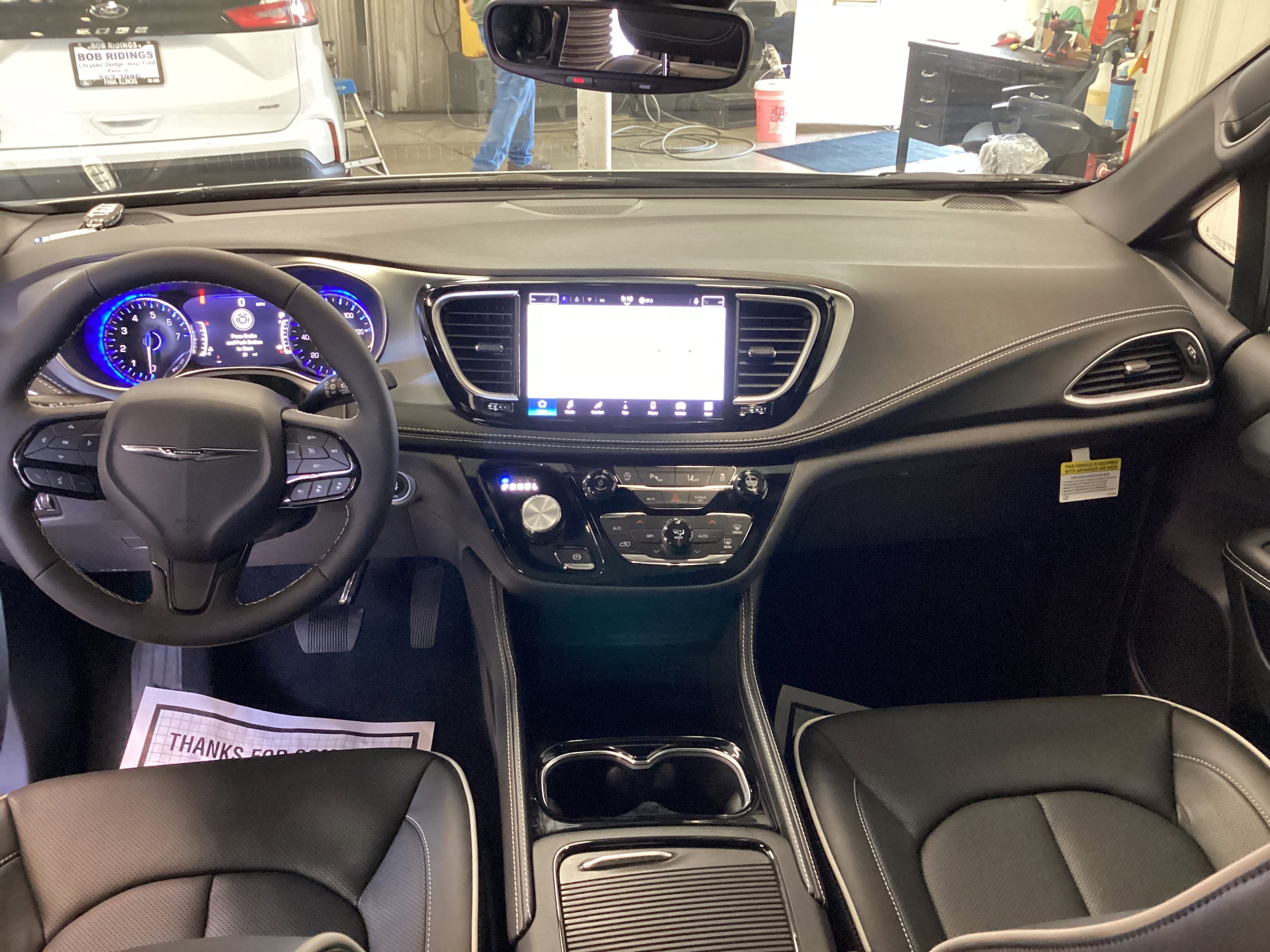 2026 Chrysler Pacifica Limited - Photo 18