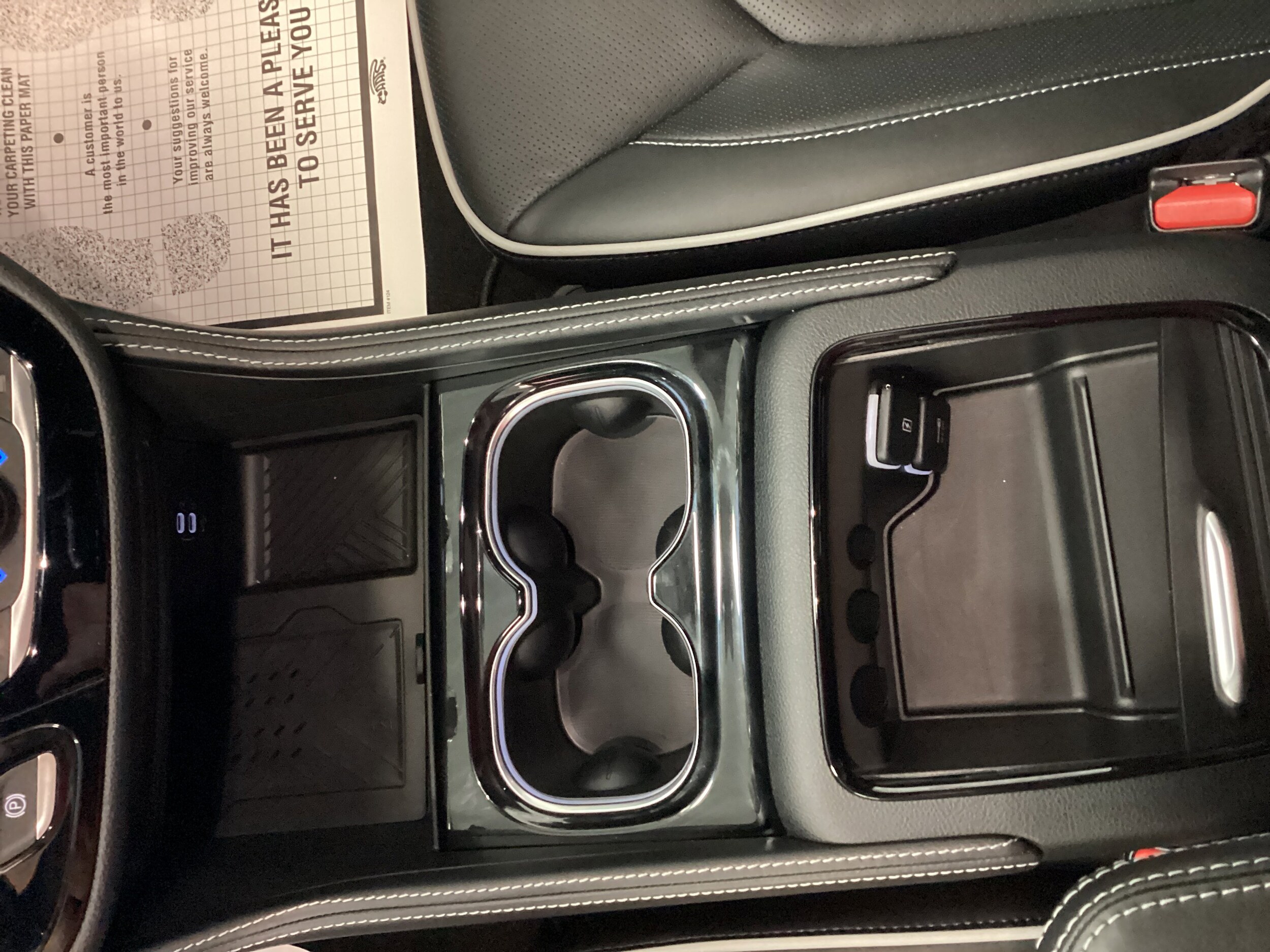 2026 Chrysler Pacifica Limited - Photo 32