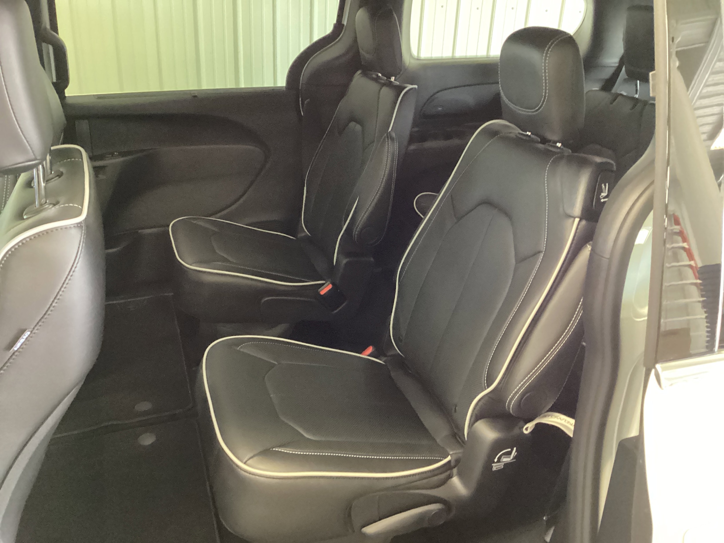 2026 Chrysler Pacifica Limited - Photo 33