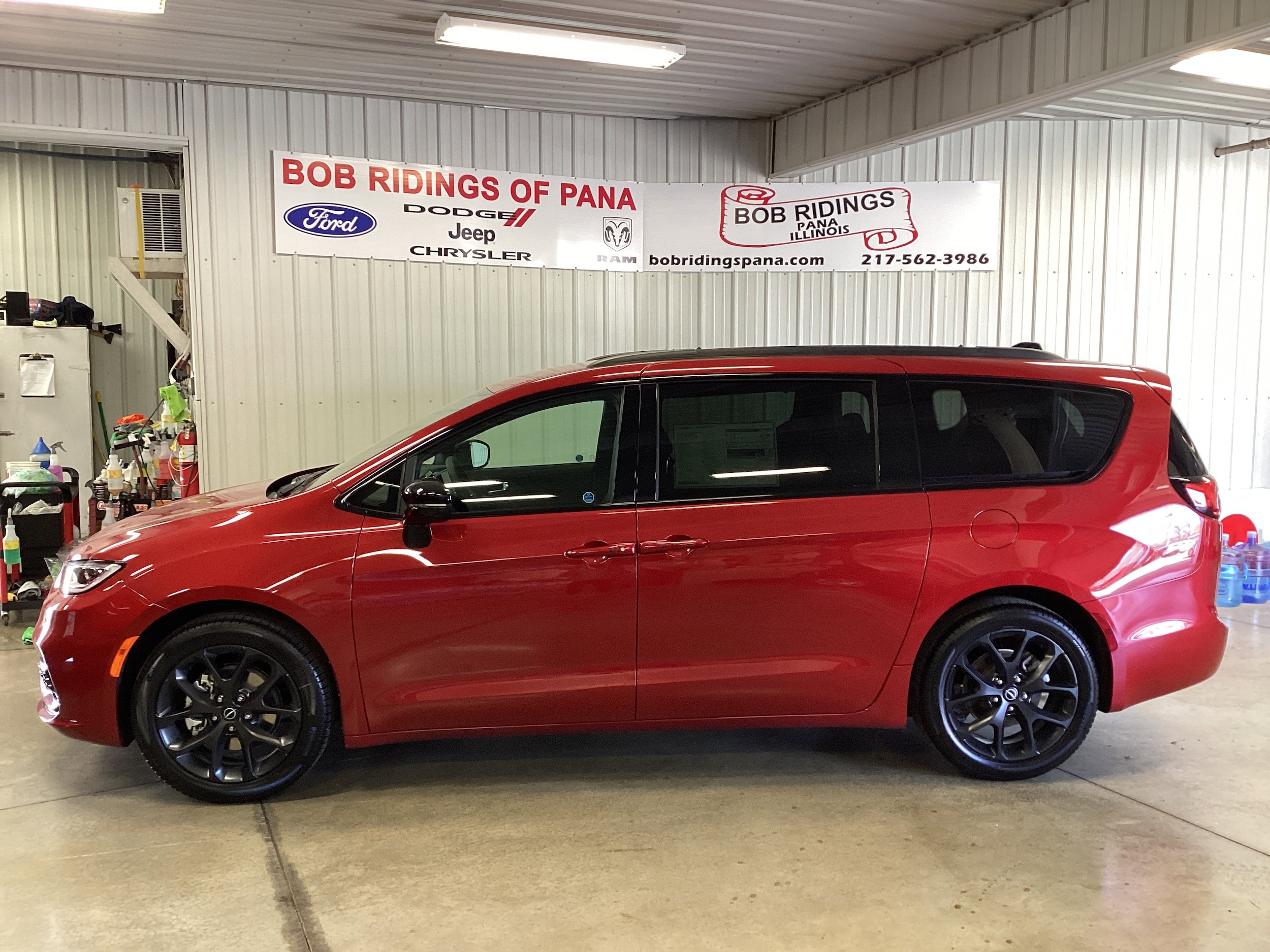 Vehicle Image 2