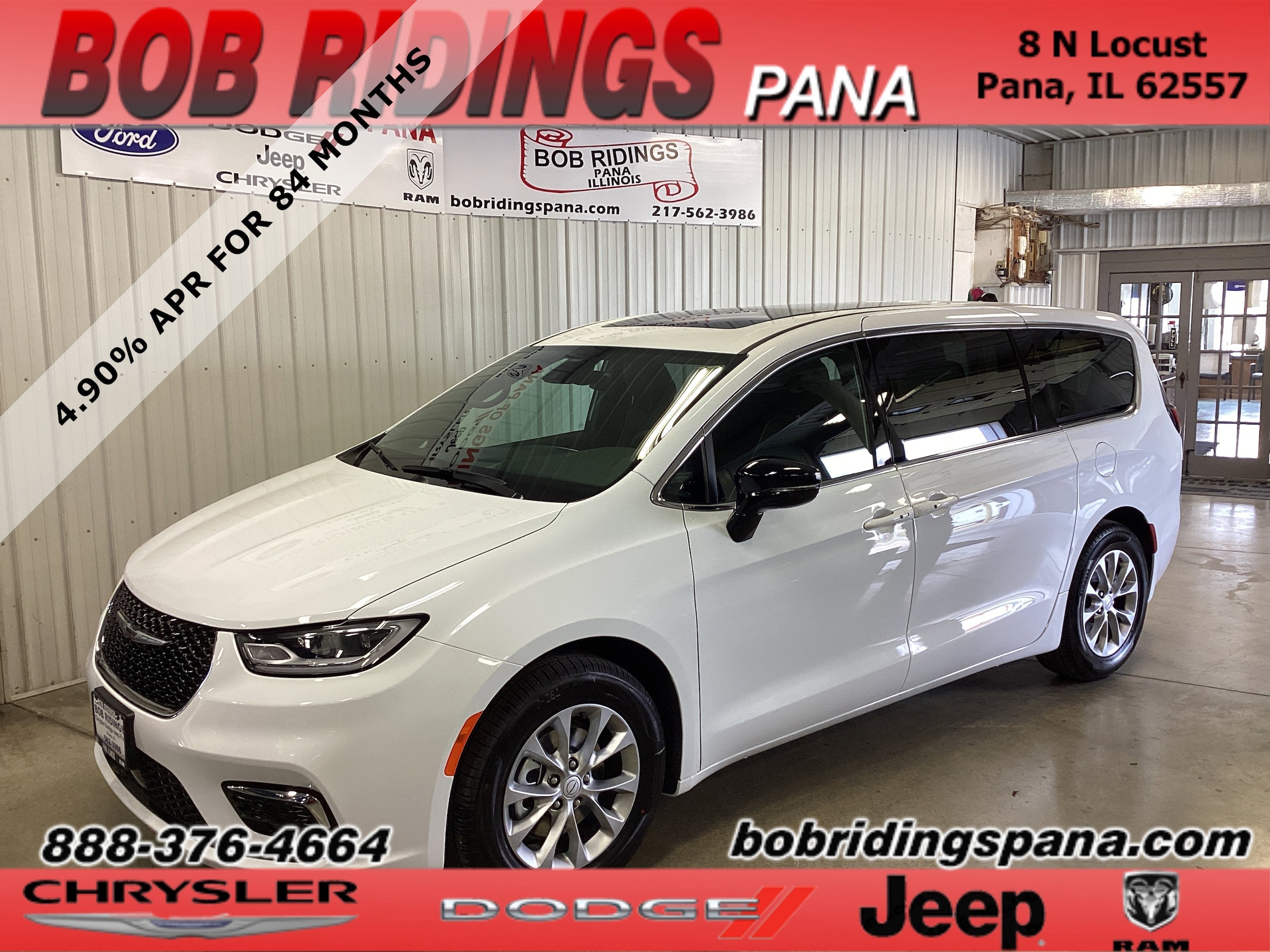 2026 Chrysler Pacifica Limited's photo