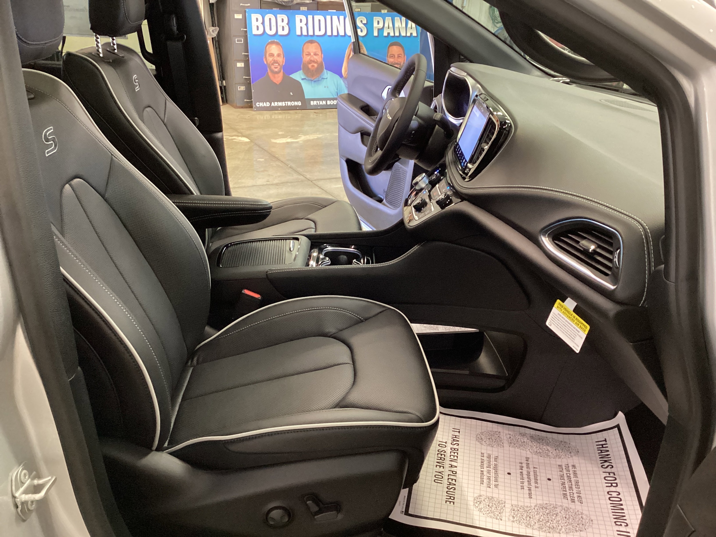 2026 Chrysler Pacifica Limited - Photo 40