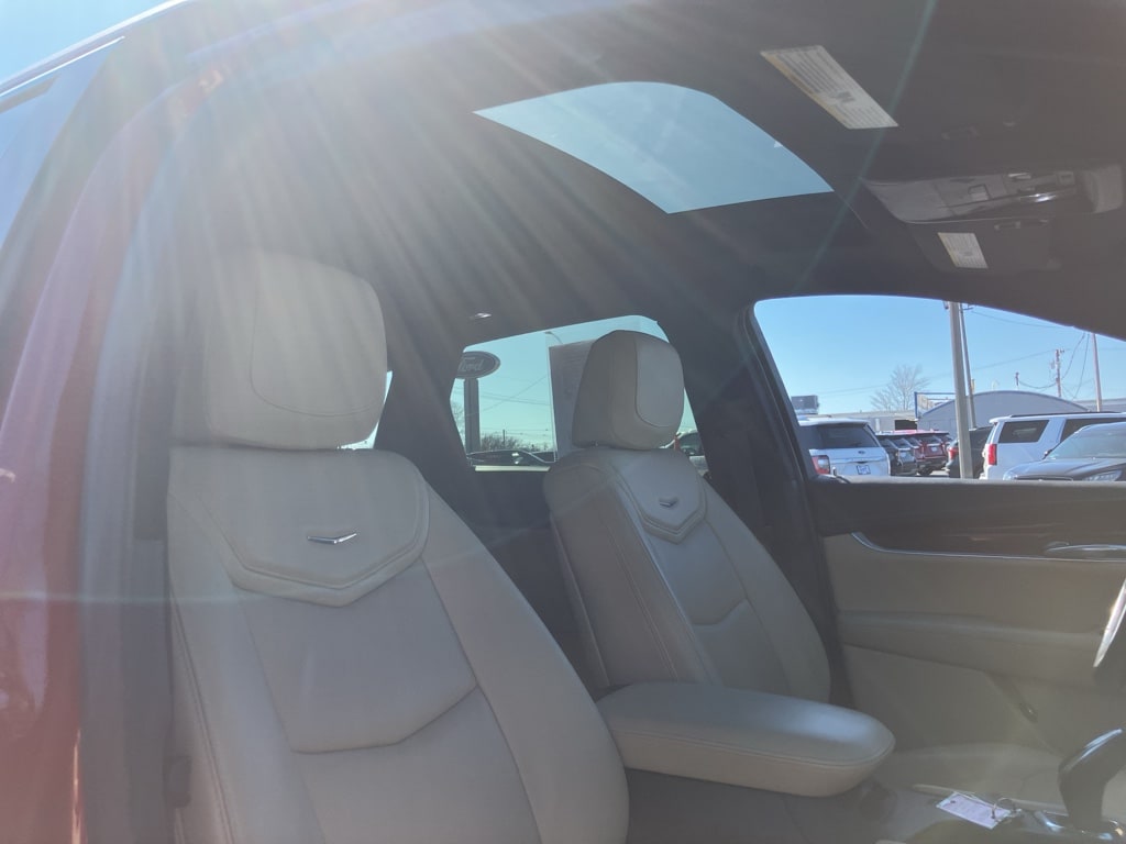 Used 2019 Cadillac XT5 Luxury FWD Sport Utility