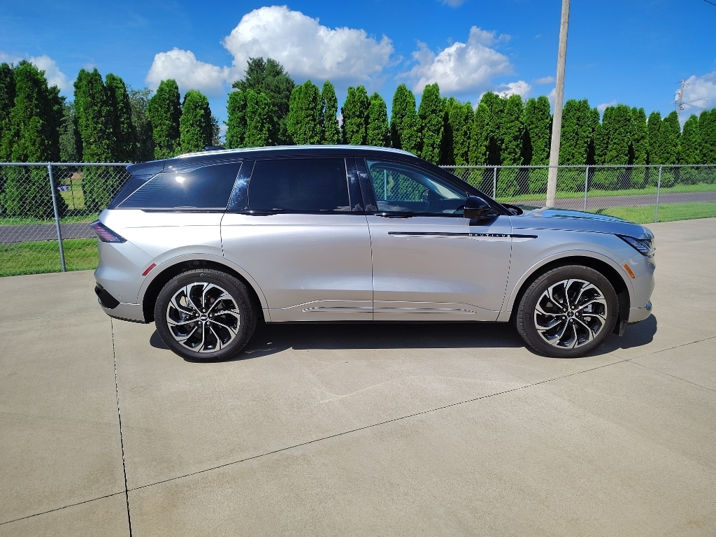 Used 2024 Lincoln Nautilus Reserve Sport Utility