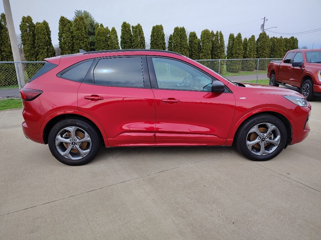 Used 2023 Ford Escape ST-Line Sport Utility
