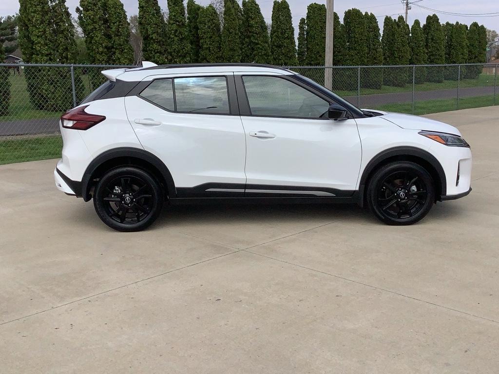 Used 2024 Nissan Kicks SR with VIN 3N1CP5DV1RL538897 for sale in Jacksonville, IL