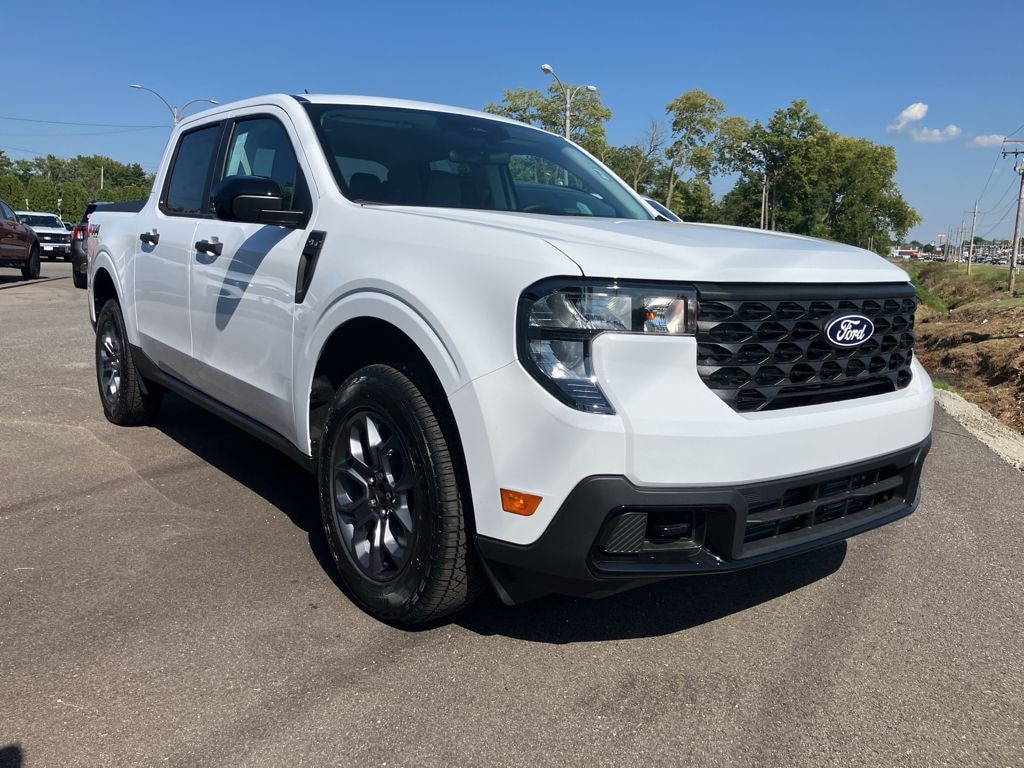 New 2025 Ford Maverick XLT SuperCrew