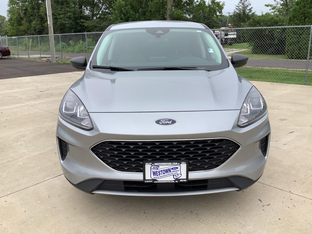 Used 2022 Ford Escape SE with VIN 1FMCU0BZ0NUA89836 for sale in Jacksonville, IL