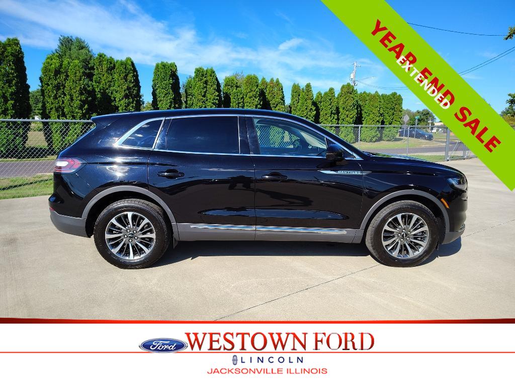 2023 Lincoln Nautilus Base's photo