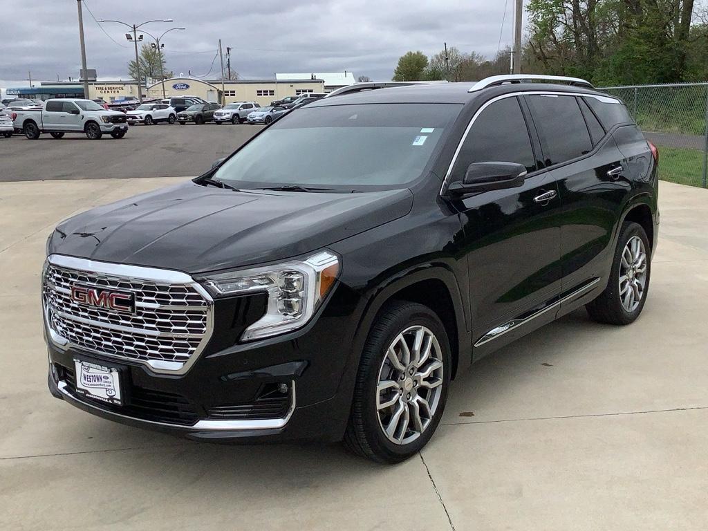 Used 2023 GMC Terrain Denali with VIN 3GKALXEG1PL220534 for sale in Jacksonville, IL