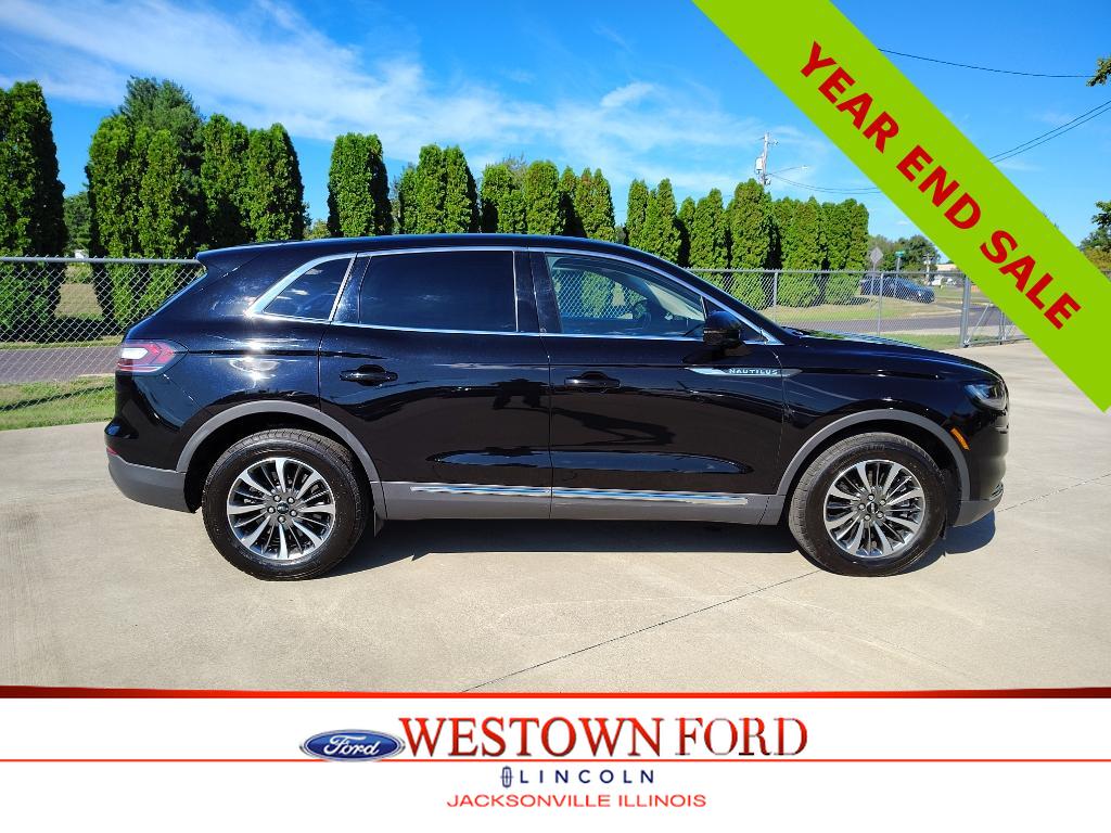 2023 Lincoln Nautilus Base's photo