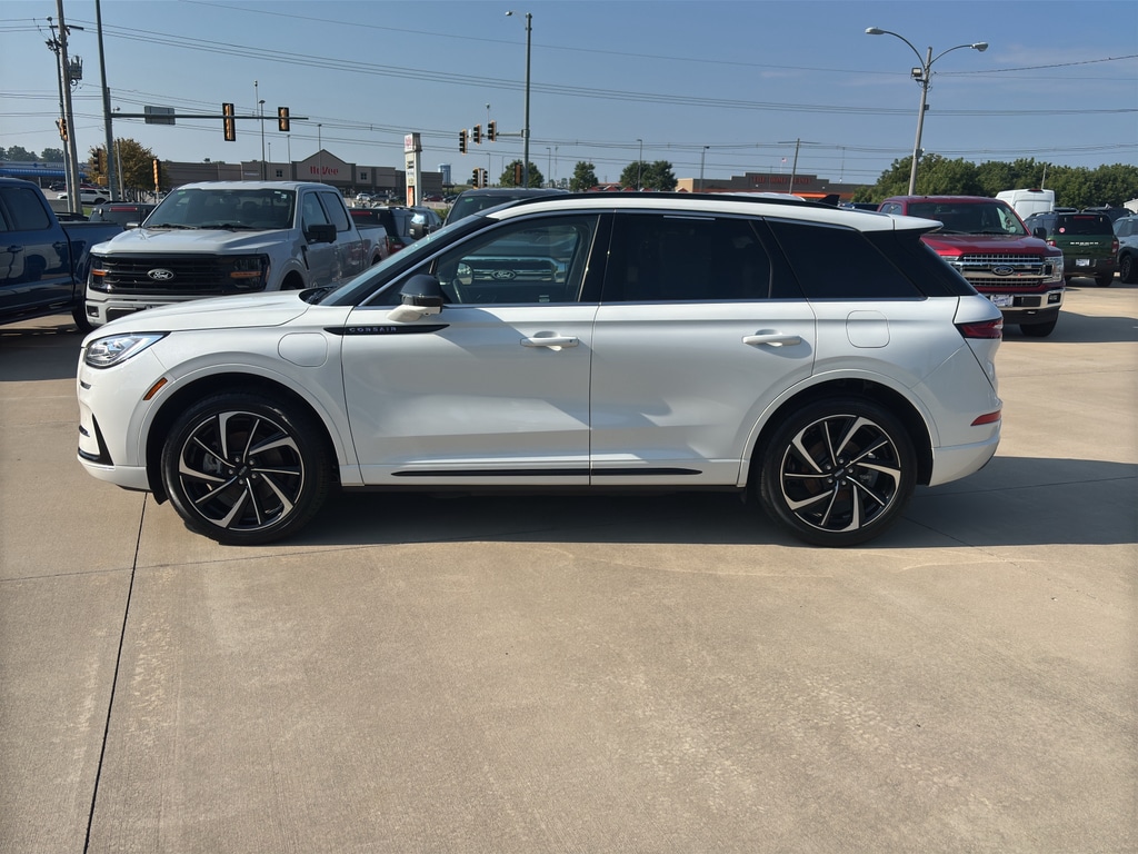 Used 2025 Lincoln Corsair Grand Touring Sport Utility