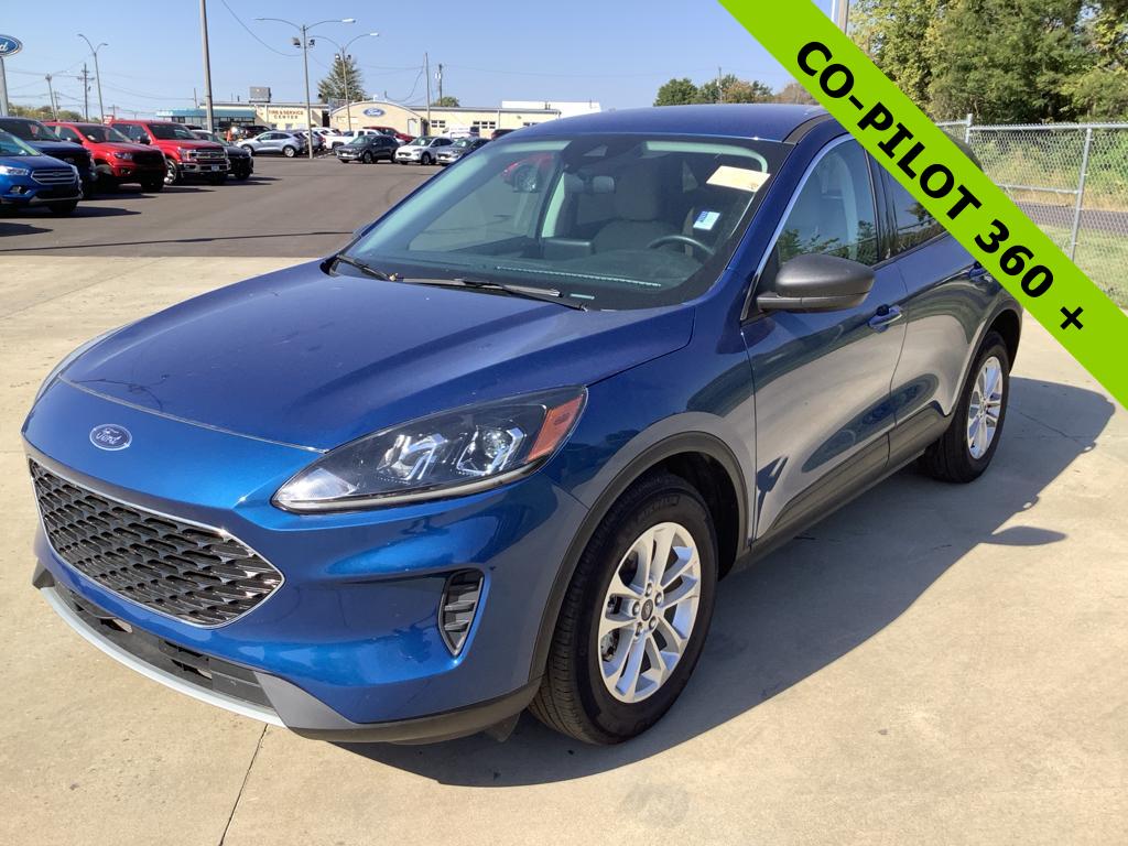 Used 2022 Ford Escape SE with VIN 1FMCU0BZ0NUA93319 for sale in Jacksonville, IL