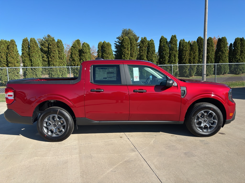 New 2025 Ford Maverick XLT SuperCrew