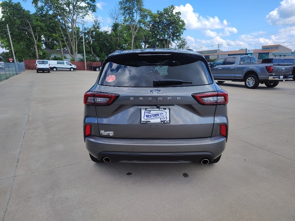 Used 2024 Ford Escape ST-Line Sport Utility