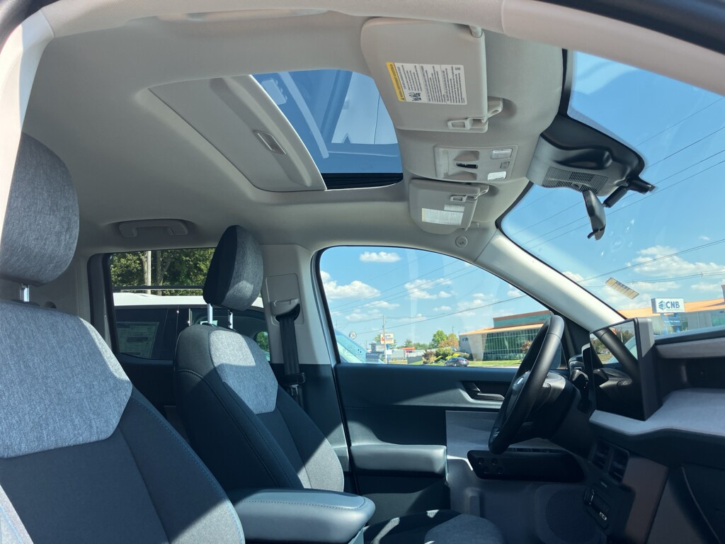 2025 Ford Maverick XLT photo 4