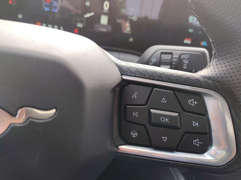 2025 Ford Mustang EcoBoost Premium Fastback - Photo 16