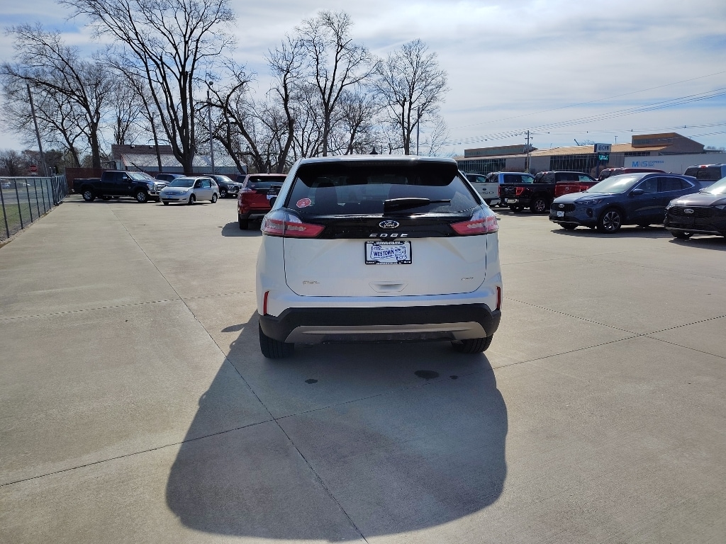 Used 2024 Ford Edge SEL Sport Utility