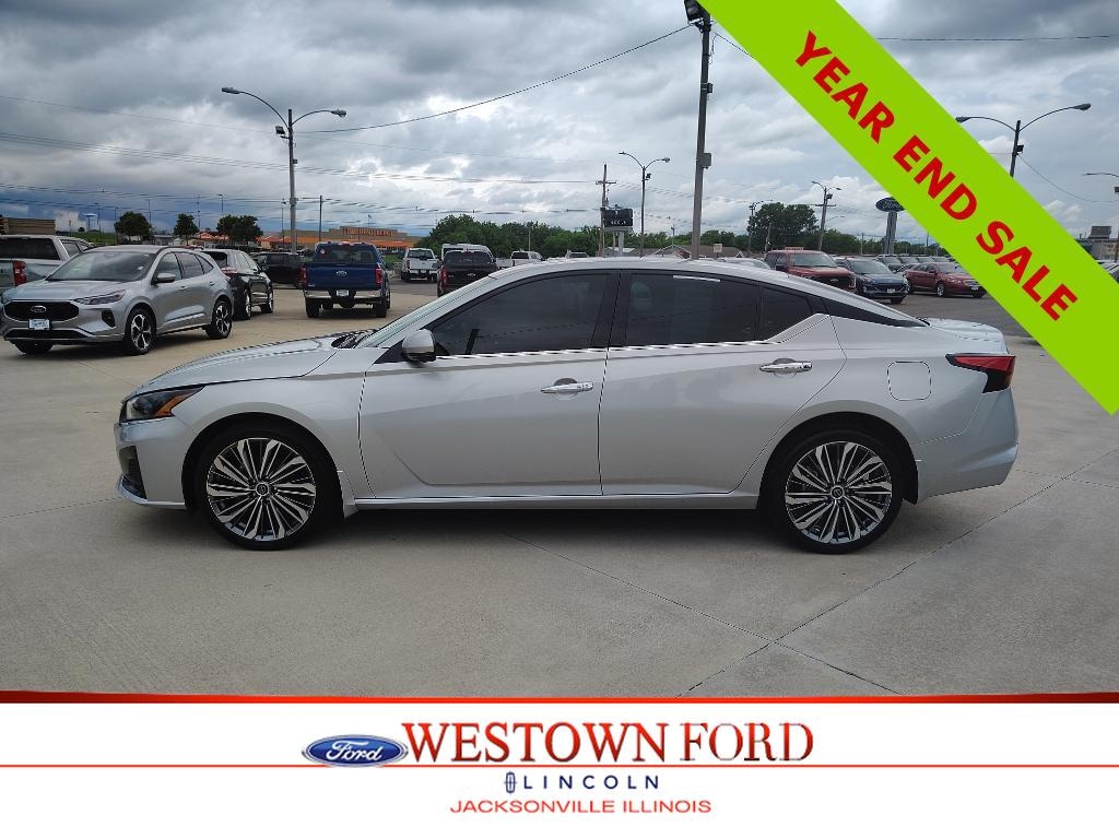 Used 2024 Nissan Altima 2.5 SL Sedan