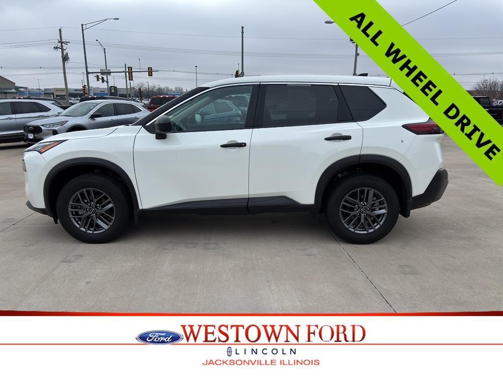 Used 2023 Nissan Rogue S Sport Utility