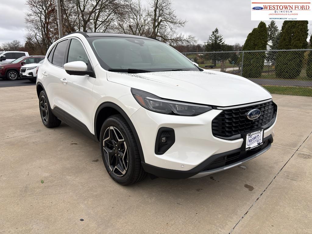 2026 Ford Escape Platinum's photo