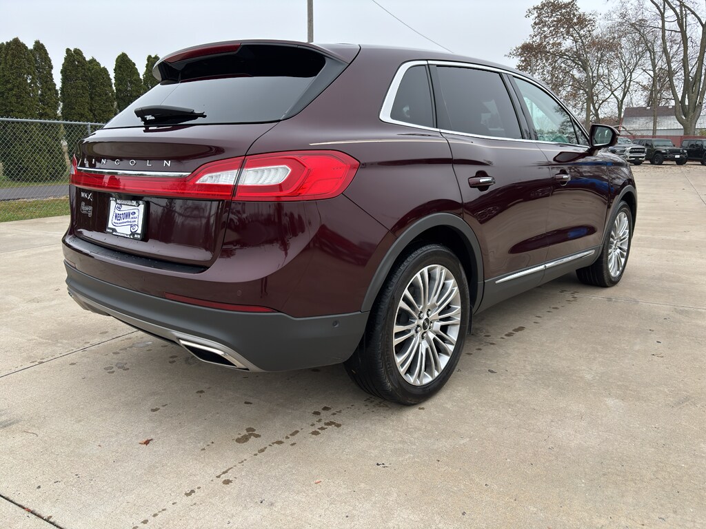 2018 Lincoln MKX Reserve photo 3