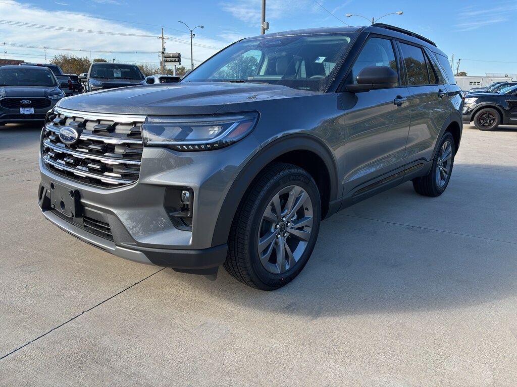 New 2026 Ford Explorer Active Sport Utility
